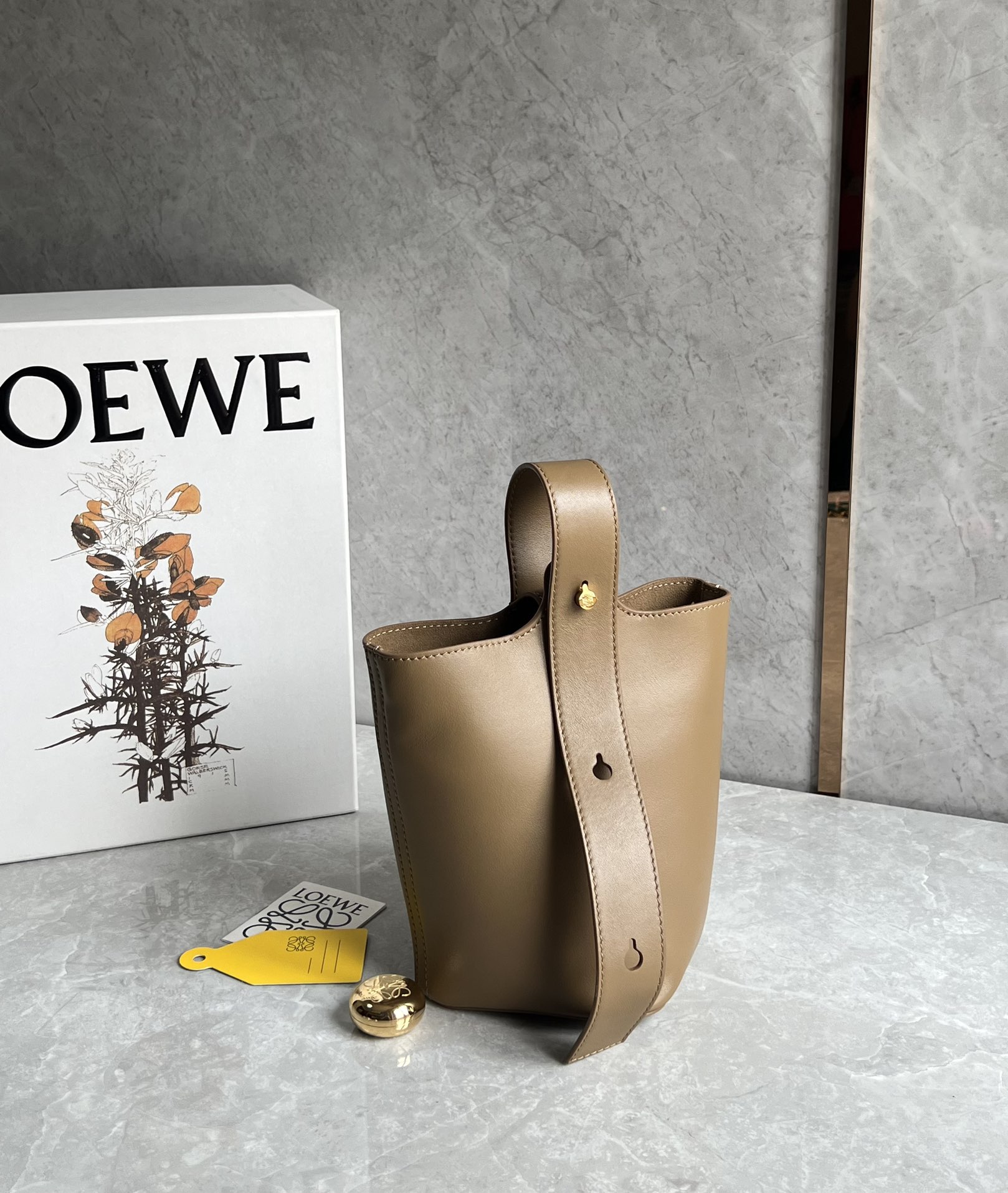 Loewe Mini Pebble Bucket in Mellow Calfskin Brown